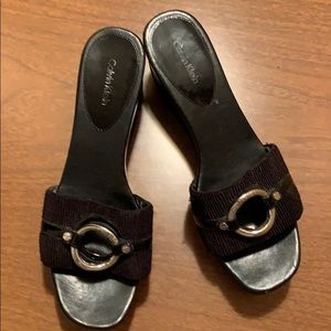 Calvin Klein woman’s blk wedges